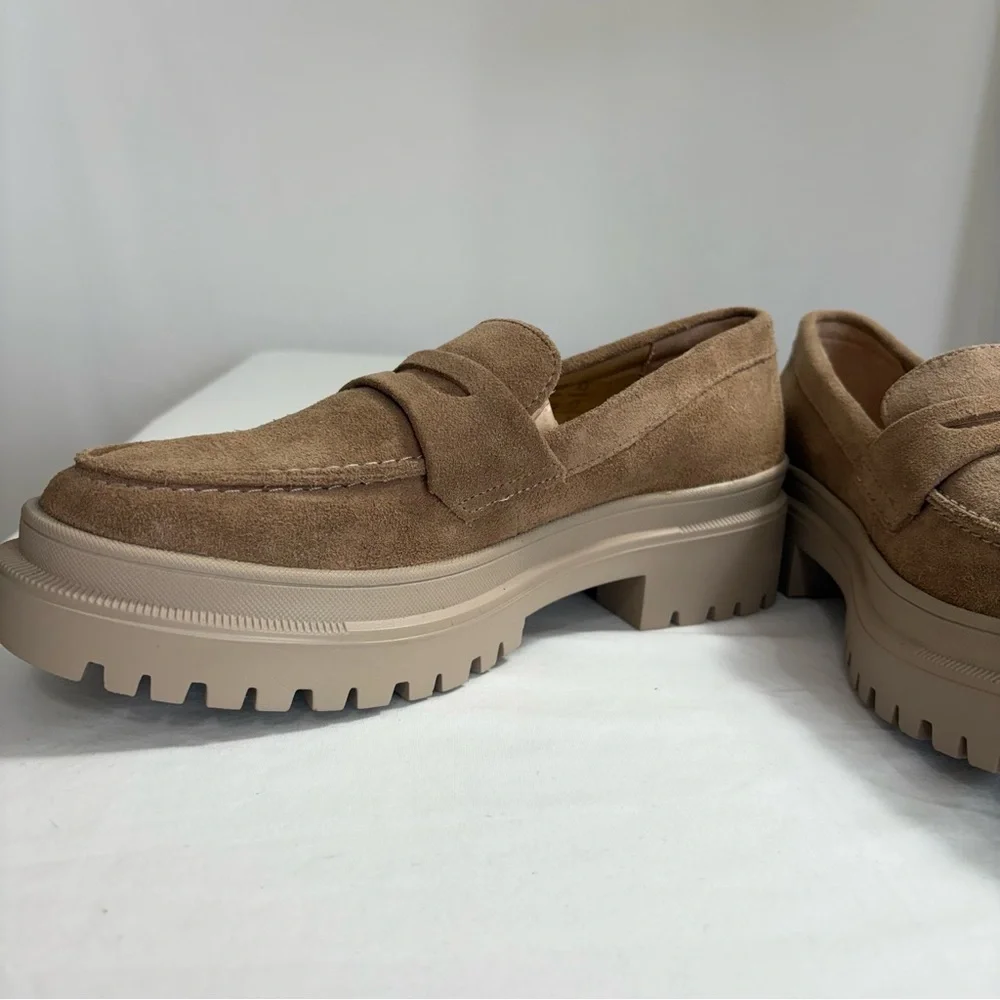 Portland Leather Goods Patina Women’s Lug Suede Leather Loafers Shoes Tan NWOT 9